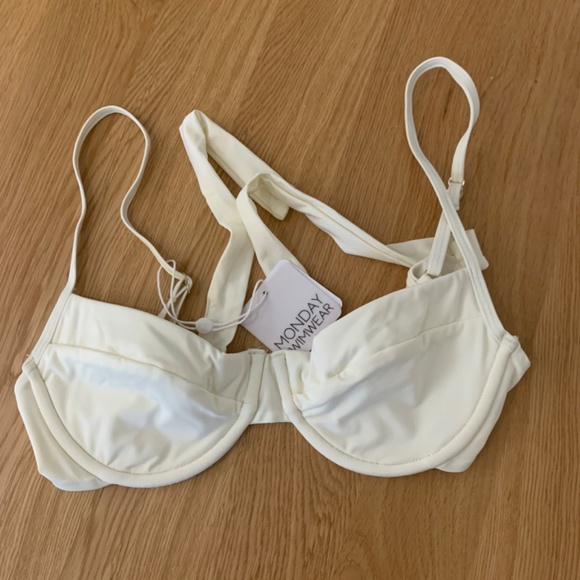 Monday Swimwear - Maui top (S) - Ivory - Picture 3 of 9